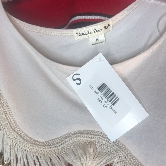 Poncho top - Picture 3 of 4